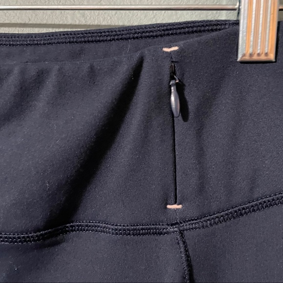 Calia Navy Rainbow Snake Print Cropped Leggings - Picture 3 of 7